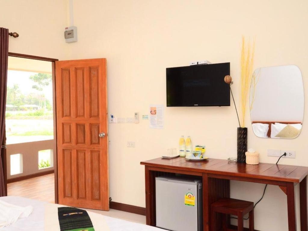 Juntima Boutique Hotel Phetchaburi Exterior foto